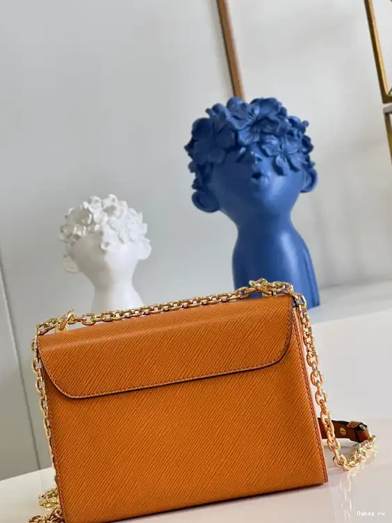 LOUIS VUITTON TWIST MM 0518